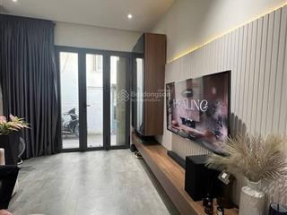 Nhà phố xinh 2 tầng bên cạnh vincom nam long quận 7