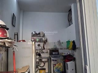 Bán nhà nở hậu ,khách muốn có hộ khẩu thành phố, dt17m2 giá 1tỷ65 triệu,2 tầng2pn,phú thuậnq7