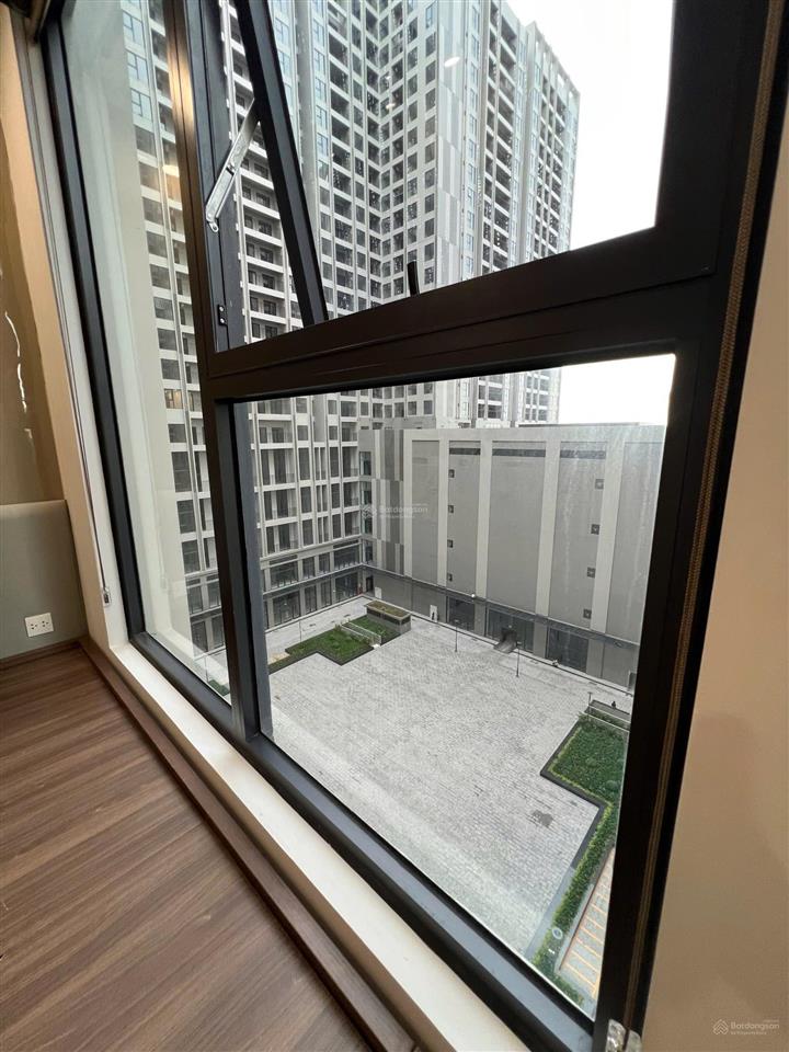 Gấp bán căn hộ 2 ngủ the wisteria hoài đức dt83m2,nội thất cơ bản giá tốt 6,5 tỷ bao phí 0979 898 ***