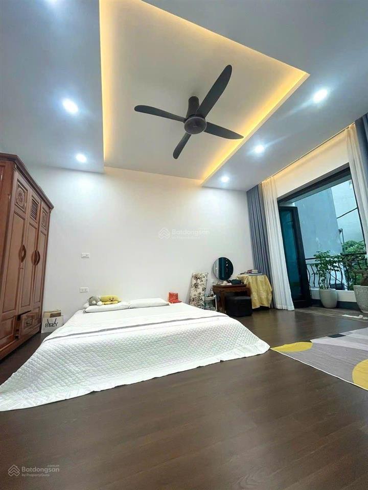 Tòa ccmn oto dừng đỗ kinh doanh 90m 27tỷ 8tầng mt6.5m dòng tiền 1.5tỷ/năm gpxd và pccc đầy đủ