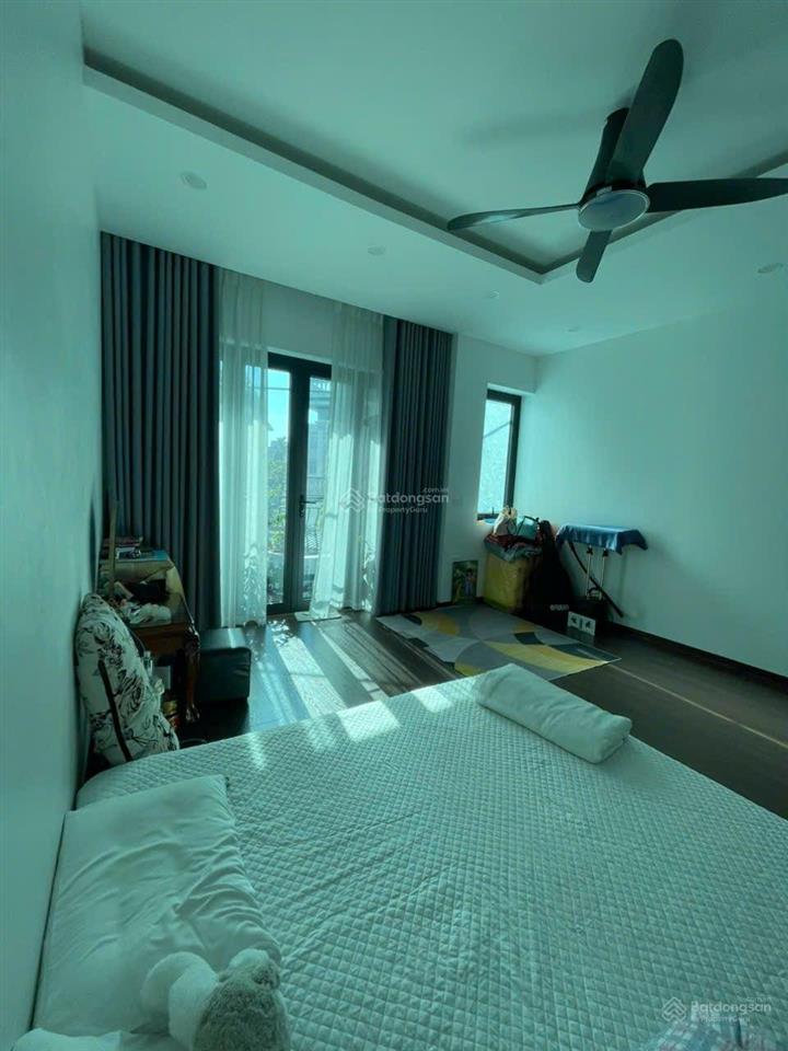 Tòa ccmn oto dừng đỗ kinh doanh 90m 27tỷ 8tầng mt6.5m dòng tiền 1.5tỷ/năm gpxd và pccc đầy đủ