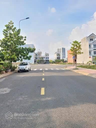 Bán gấp lô đất thới hòa, nằm ngay mt đường 16m, gần kcn mỹ phước 3, dt 150m2