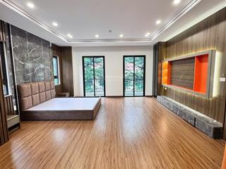 Nhà ngõ ô tô kinh doanh nhỏ, 8 phòng cho thuê 25 triệu/tháng, 40m2x5t, chân bến xe buýt, ga metro