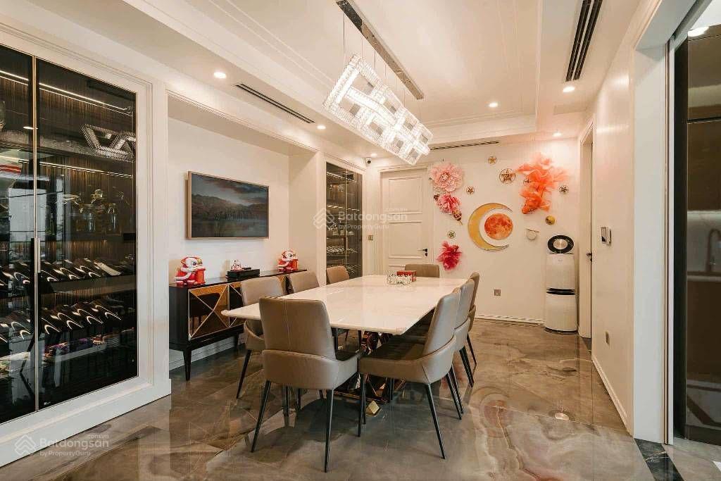 Siêu phẩm c.cư c.cấp five star west lakehoàng hoa thám đẳng 165m 2pn 3wc view hồ tây đỉnh 27.3 tỷ