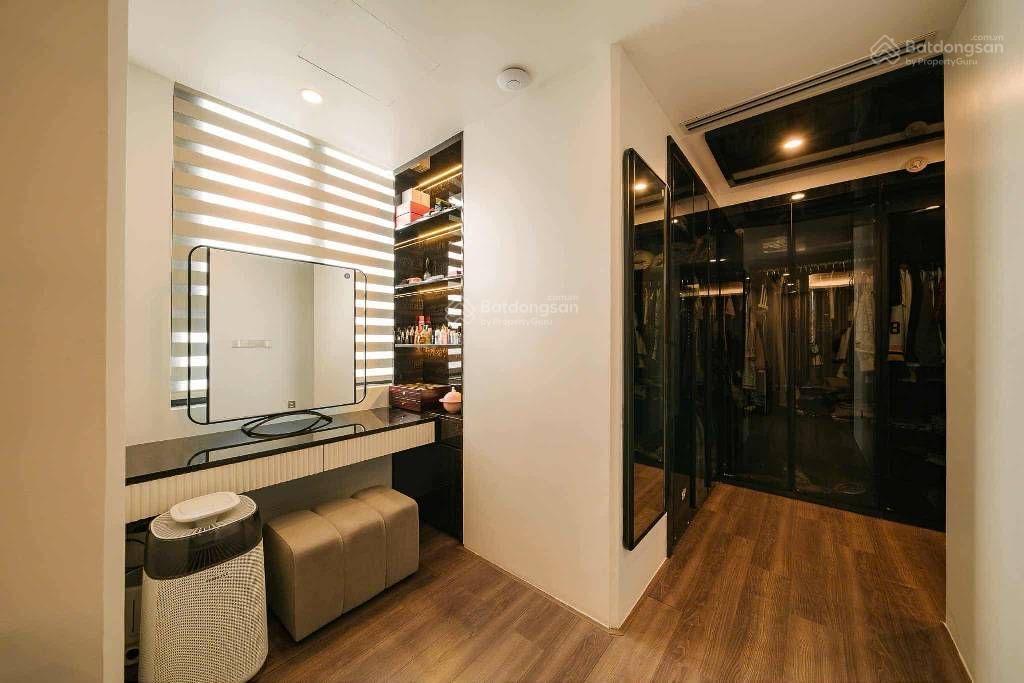 Siêu phẩm c.cư c.cấp five star west lakehoàng hoa thám đẳng 165m 2pn 3wc view hồ tây đỉnh 27.3 tỷ