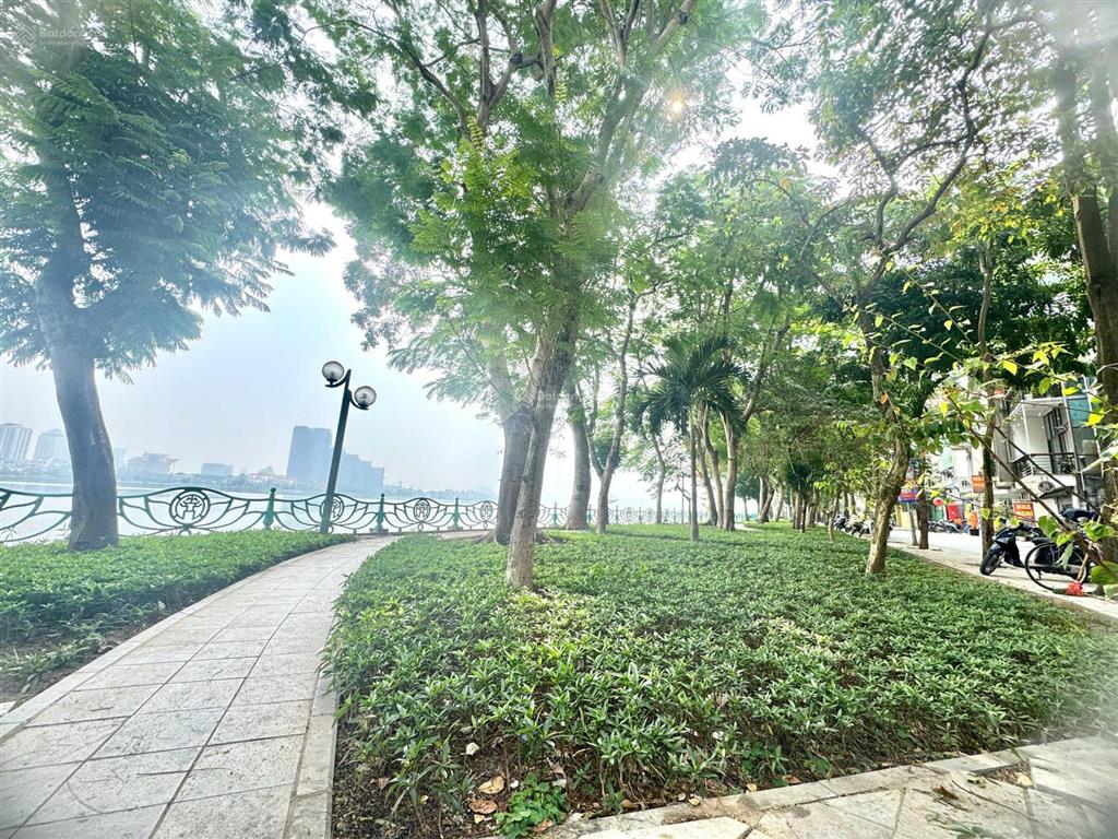 Chính chủ gửi bán tòa apartment view hồ ngõ thông ôtô đỗ cửa dòng tiền 200 tr/tháng.giá 54tỷ 120m2
