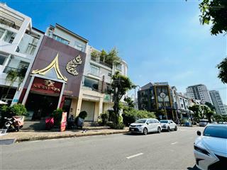 Bán nhà mặt phố tại hà huy tập phú mỹ hưng tp. hcm, 63,5 tỷ, 126m2