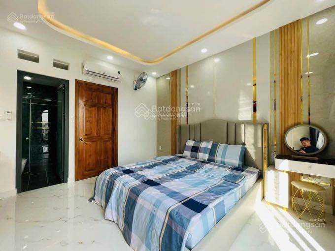 Ngay chợ an đông sư vạn hạnh, p9, q5 sát mặt tiền.giá 2 tỷ 7. dt 67m2. (5x13,5) sổ hồng riêng