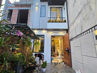 Bán nhà chính chủ hẻm 372 hoàng hữu nam  q9. gần đại học hutech và fpt dt 63m2/2 tỷ 65 sổ riêng