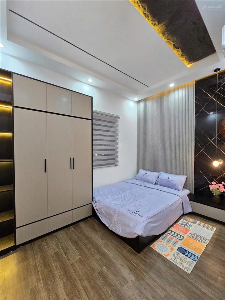 Bán nhà chính chủ hẻm 372 hoàng hữu nam  q9. gần đại học hutech và fpt dt 63m2/2 tỷ 65 sổ riêng