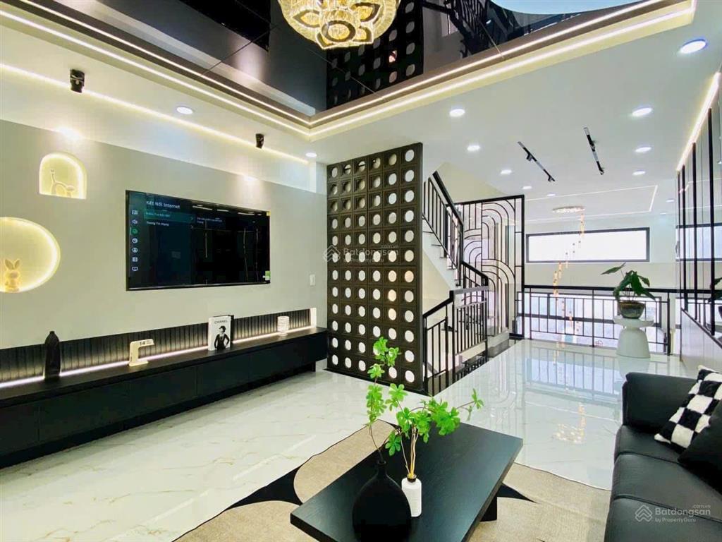 Nhà gần nhiều tiện ích dt 49.2m2, đường số 4, p3, q. gò vấp