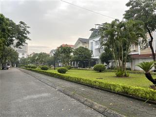 Chính chủ bán biệt thự song lập diện tích 166m2, tại khu đô thị việt hưng, long biên, giá 46.5 tỷ