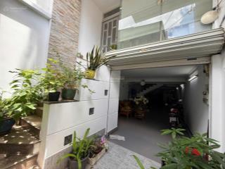 Nhà hẻm nhựa có cổng an ninh lê quang định  xe hơi ngủ trong nhà  6 phòng  khu sang bình thạnh