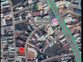 Cc cần bán 2 lô đất gần khu dân cư nhà bè, tổng diện tích 2 sổ là 10x36m2=360m2. full thổ cư