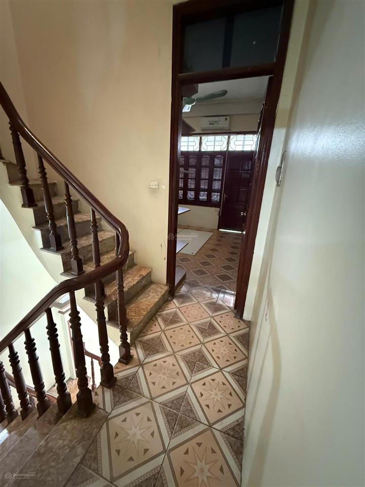 Cho thuê nhà riêng 35 m2, 3 tầng, ở bà triệu, hà đông, hà nội