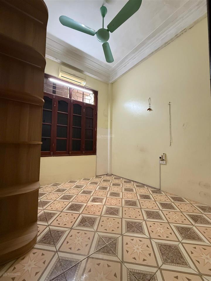 Cho thuê nhà riêng 35 m2, 3 tầng, ở bà triệu, hà đông, hà nội