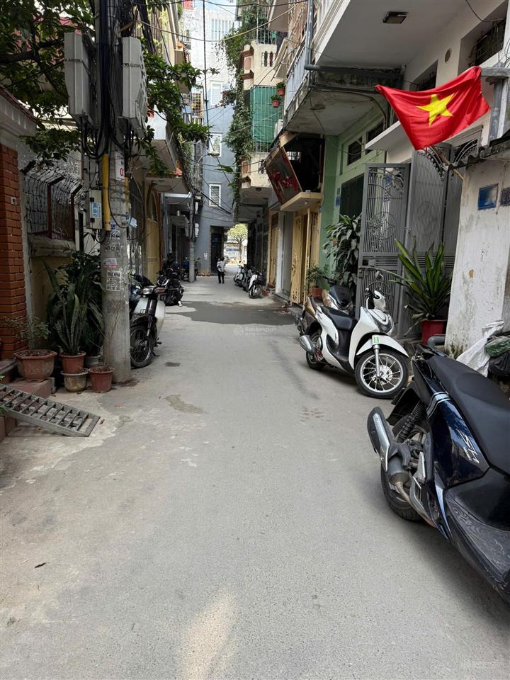 Cho thuê nhà riêng 35 m2, 3 tầng, ở bà triệu, hà đông, hà nội