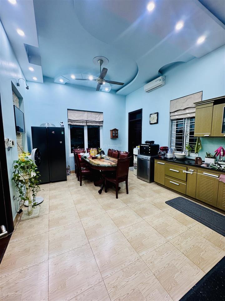 Chính chủ mở bán biệt thự 400m2 trong khu biệt thự sao đỏ (cầu rào 2), ngay sau khách sạn pealriver