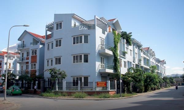 Cho thuê nhà mặt phố 127 đại mỗ, 14 triệu vnd, 80m2, 4pn, 2wc, nam từ liêm, hà nội