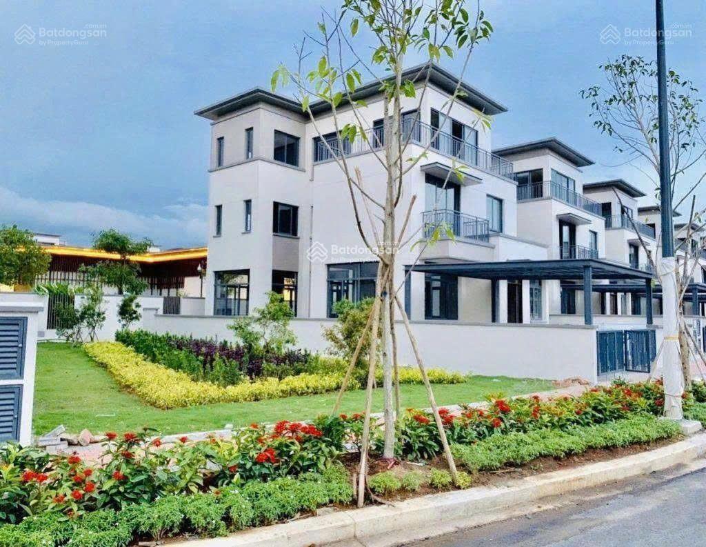 Chuyên hàng chuyển nhượng swan bay  đơn lập kiểu pháp 320m2 chỉ 21 tỷ