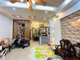 Có 1 0 2! lô góc hoàng quốc việt, ngõ thông, ba gác quay đầu, nở hậu, mới đẹp ở ngay, 36m2*5t