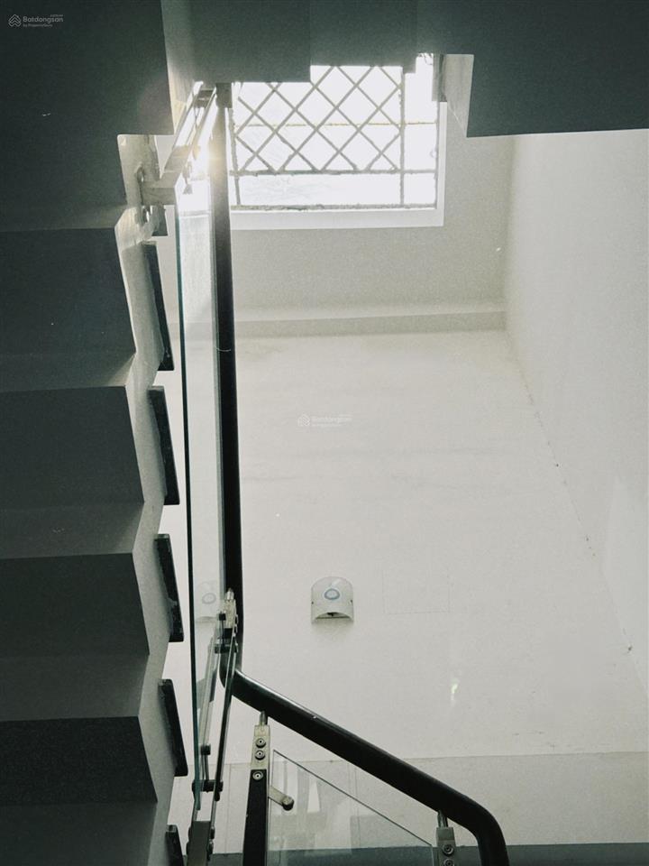 Cho thuê nhà hẻm xe hơi, 2 mặt tiền thông thoáng, lê đình quản, q2