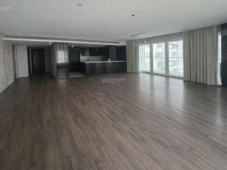 Nhà rộng/ thoáng mát giá tốt nhất tại đảo kim cương 180m2, 23 tỷ 5. ban công rộng