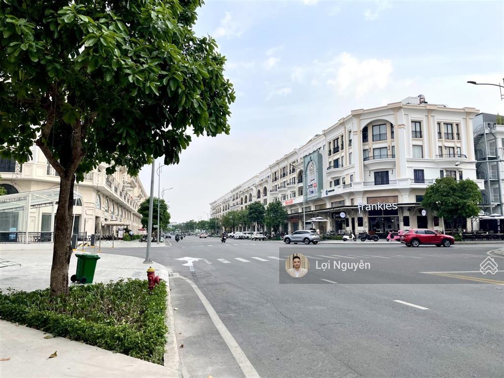 Cho thuê tầng trệt (7x20m) có hầm, vị trí đẹp nhất trục đường đinh thị thi kđt vạn phúc