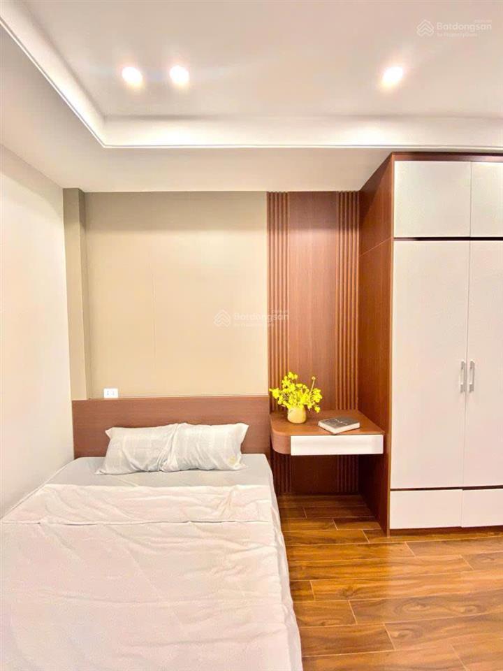 Bán nhà trần quốc hoàn, cầu giấy 60m² x 5t x mt 4m8 x giá 20,5 tỷ. phân lô vip, gara ô tô, kd đỉnh