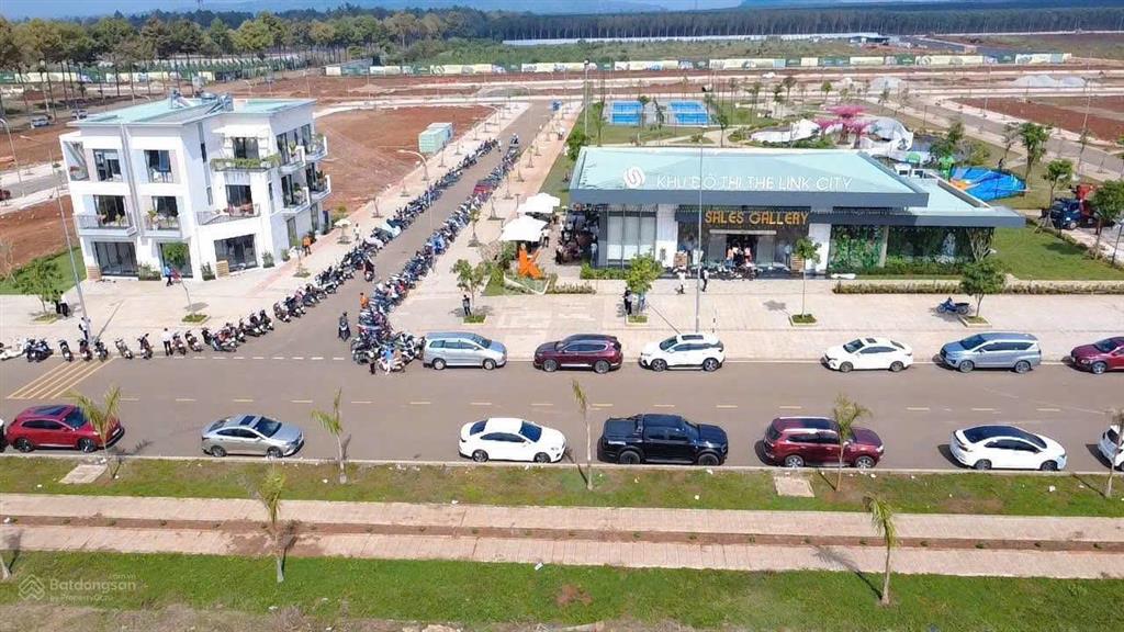 Đất nền dầu giây sổ hồng riêng trung tâm hành chính, giá từ 16tr/m², sổ hồng riêng, gần chợ