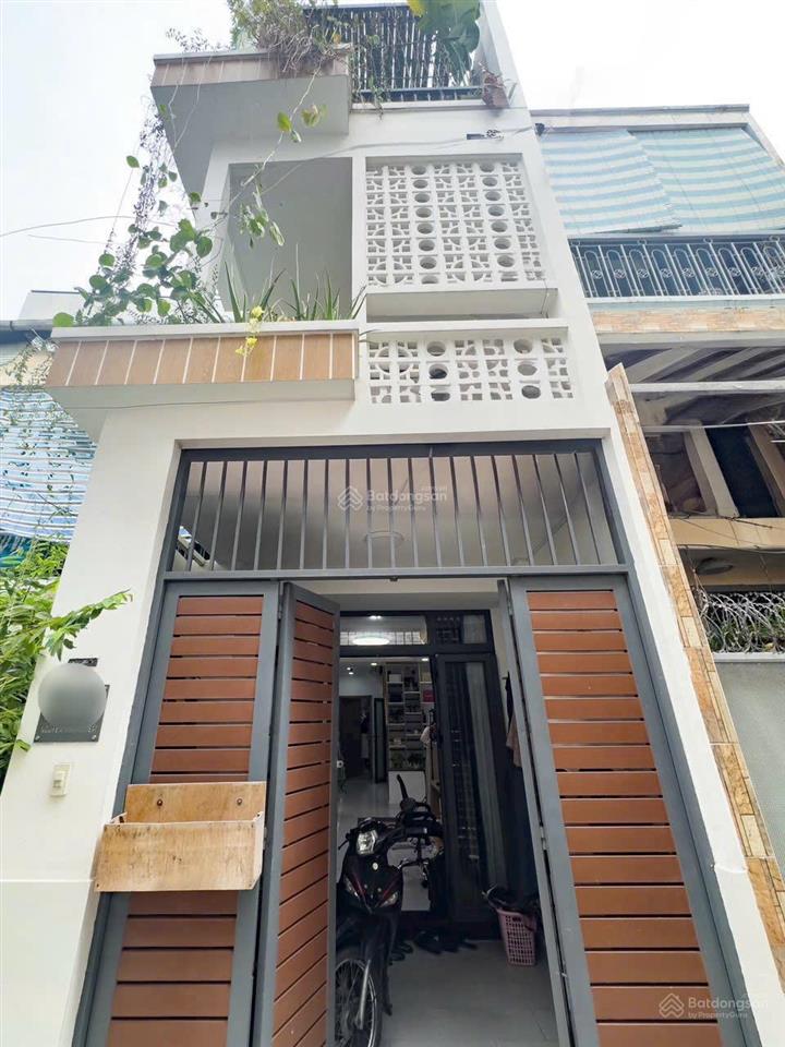 Bán nhà 37m2 xây 2 tầng đường lê thúc hoạch, tân phú giá 2tỷ050.gần thpt trần phú. hẻm 5m. sổ riêng