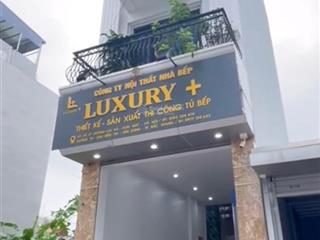 Chính chủ bán nhà thiết kế, xây dựng đẹp nhất dãy phố