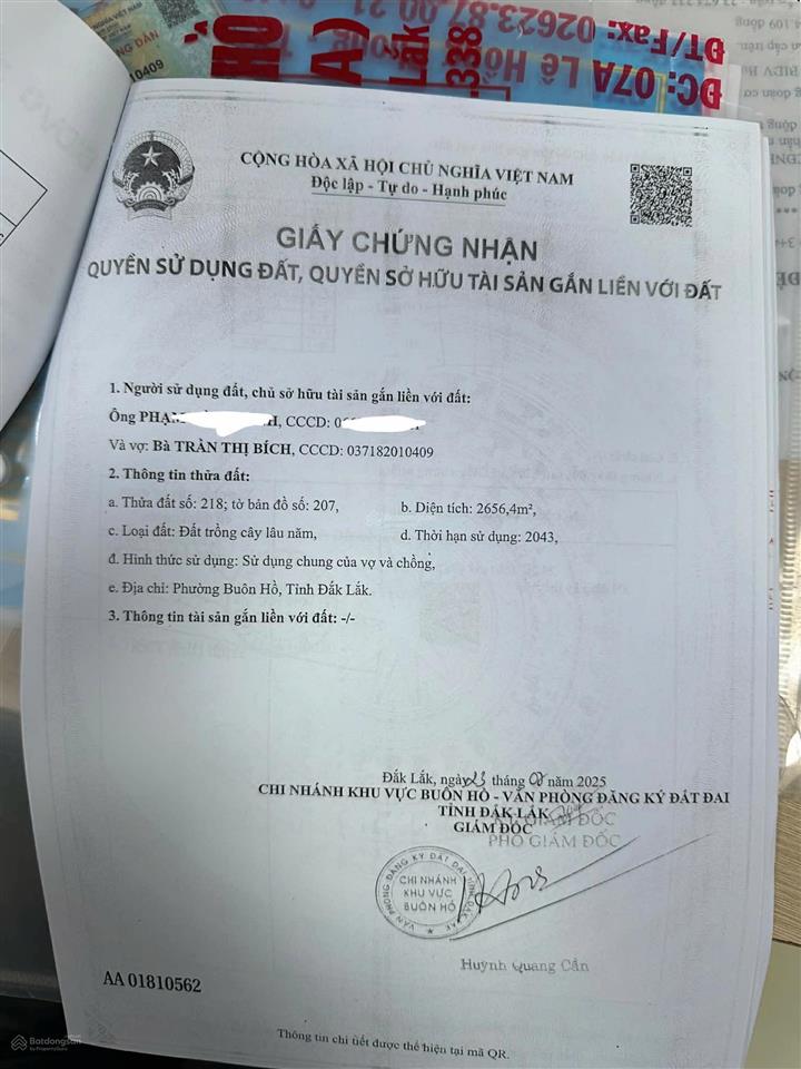 Cần bán nhanh lô góc 2 mặt tiền  vườn trồng cà phê thu hoạch tốt hàng năm