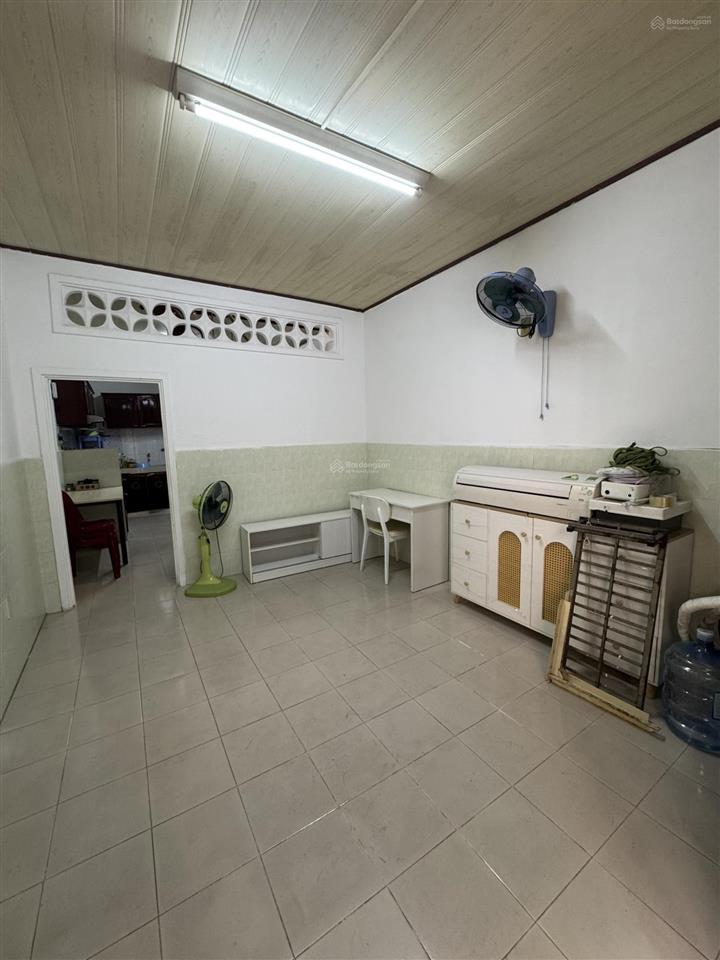 Cho thuê nhà nguyên căn đường trường sa  quận 3  chính chủ