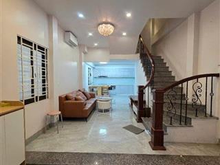 Hoàng mai, hoàng liệt lô góc ô tô tránh 40m2 4 tầng cực đẹp 10 tỷ