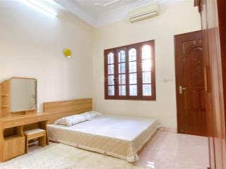 Cho thuê phòng khâm thiên  văn chương , ban công rộng , phòng rộng khép kín