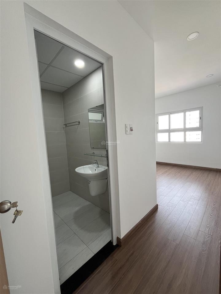 Chính chủ cho thuê, căn hộ mới 100%, 2pn, 2wc