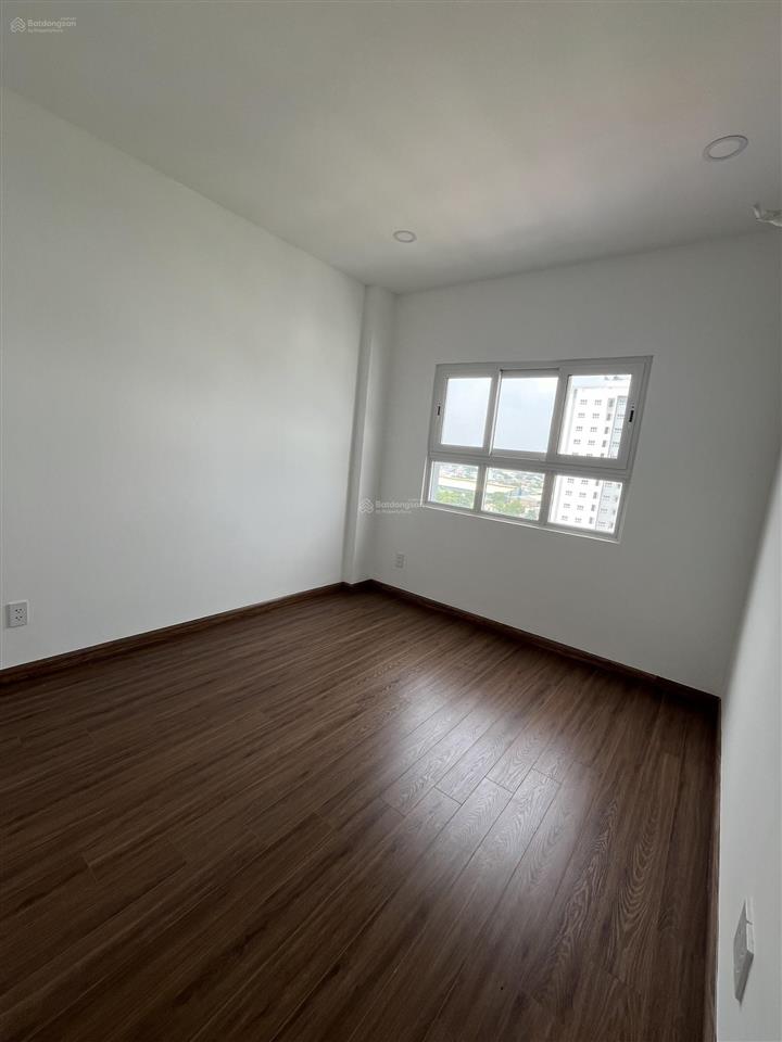 Chính chủ cho thuê, căn hộ mới 100%, 2pn, 2wc