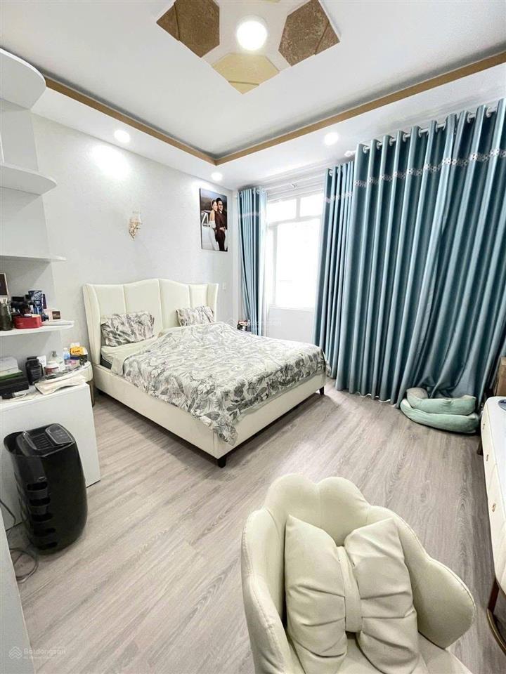 Phan xích long, phú nhuận, nhà đẹp ở ngay, 4 tầng, gần mt, ngang 4m, 128m2 dtsd, 6.45 tỷ