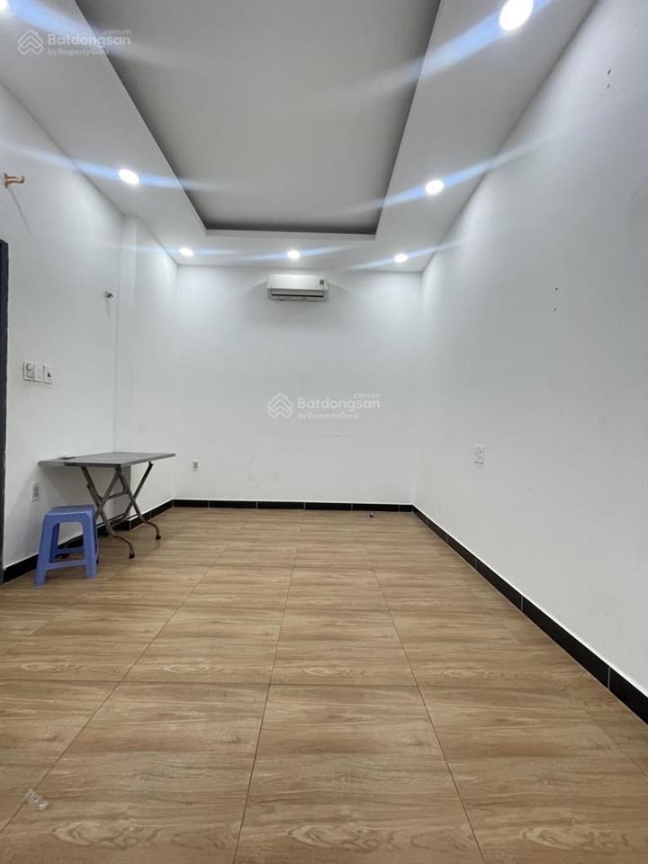 Nhanh mới kịp chính chủ giá rẻ  dòng tiền 12 phòng 25tr/thang  ngang khủng lớn gần 6m