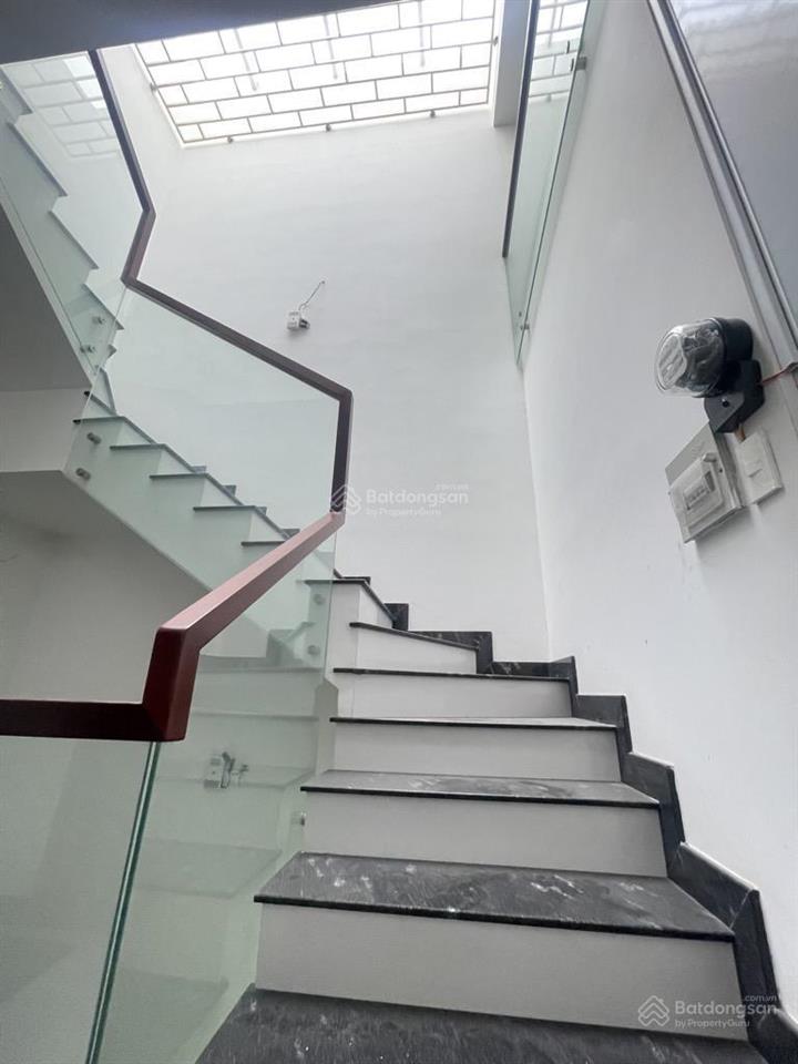 Nhanh mới kịp chính chủ giá rẻ  dòng tiền 12 phòng 25tr/thang  ngang khủng lớn gần 6m