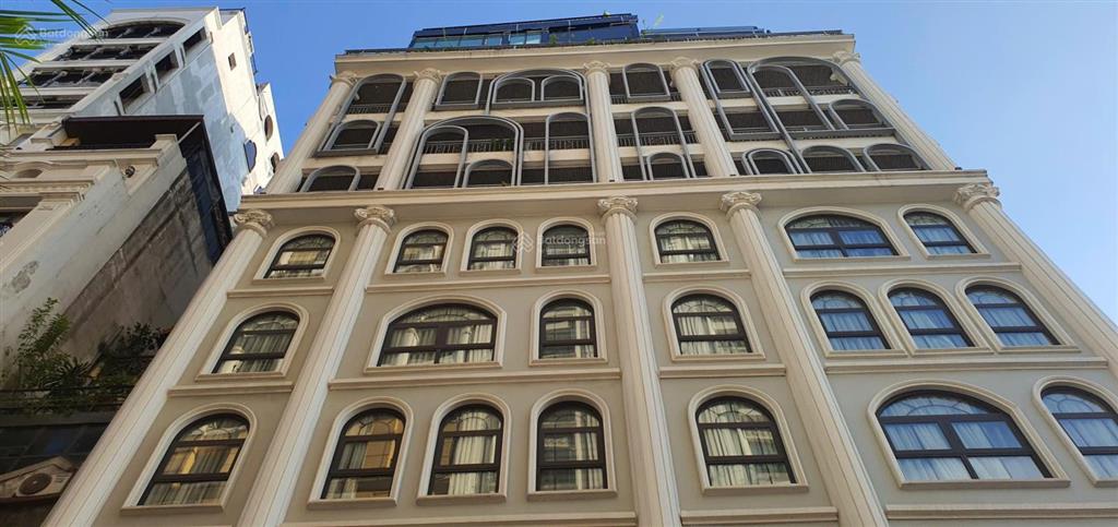 Bán khách sạn 5 sao tại phố giang văn minh, dt 260 m2, 9 tầng, 33 phòng