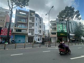 Bán nhà hxh 4 tầng sát mặt tiền 3 tháng 2 quận 11, dài khủng 18m dt 40,95m2, 4pn, 3wc