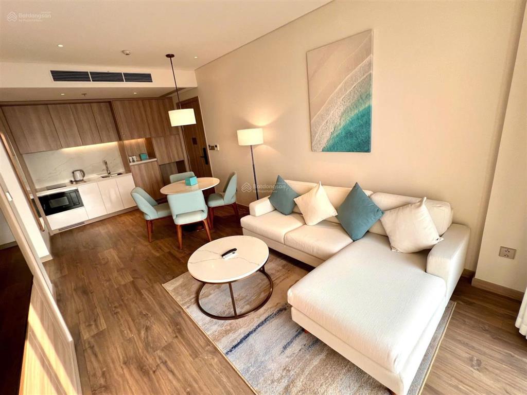 Bán cc a la carte hạ long bay, 4,6 tỷ, 75m2, 2pn, 2wc, hướng đông, tây, miễn phí dịch vụ 10 năm