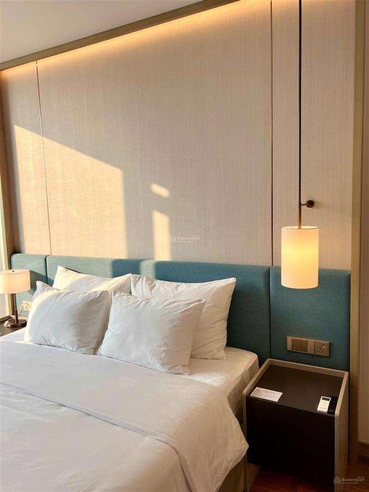 Bán cc a la carte hạ long bay, 4,6 tỷ, 75m2, 2pn, 2wc, hướng đông, tây, miễn phí dịch vụ 10 năm