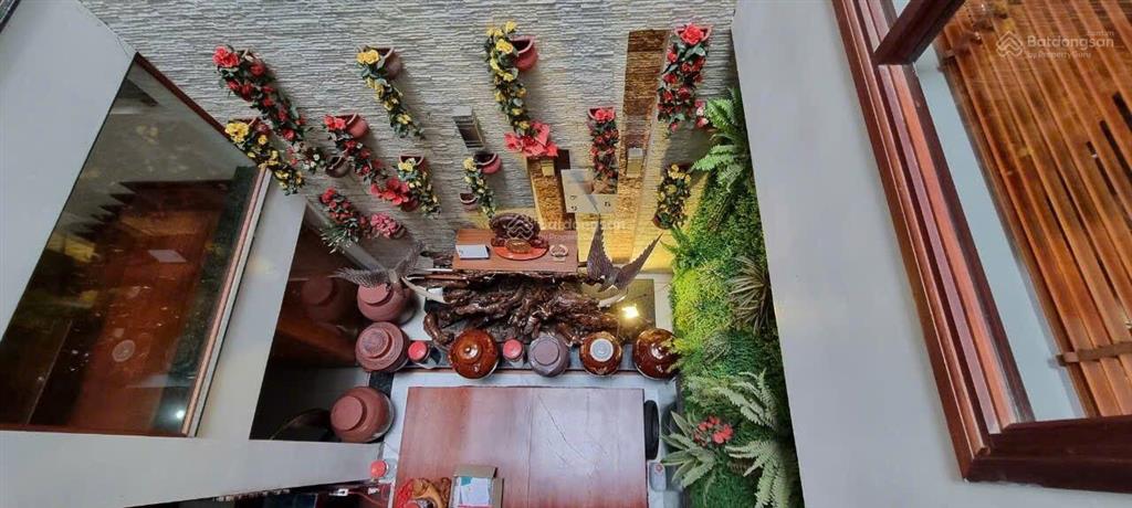 Bán nhà mặt tiền khu họ lê  6,7x24m  4 tầng  mặt tiền kinh doanh 15m có vỉa hè  giá chỉ 18 tỷ