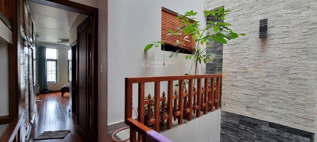 Bán nhà mặt tiền khu họ lê  6,7x24m  4 tầng  mặt tiền kinh doanh 15m có vỉa hè  giá chỉ 18 tỷ