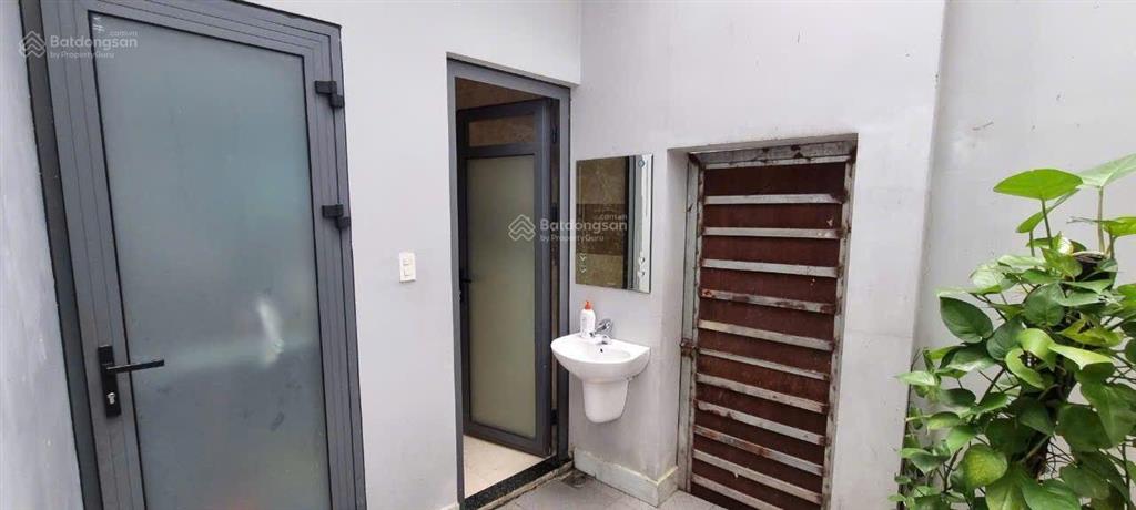 Bán nhà mặt tiền khu họ lê  6,7x24m  4 tầng  mặt tiền kinh doanh 15m có vỉa hè  giá chỉ 18 tỷ