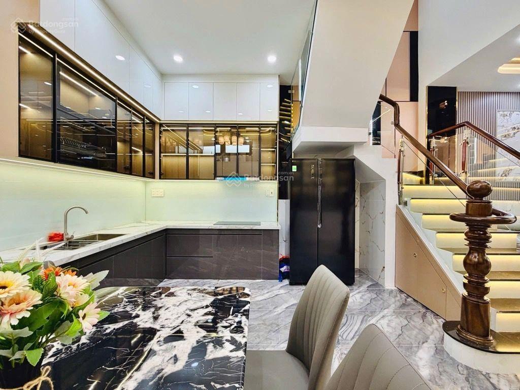 Bán nhà lũy bán bích  85m2  4 tầng  nội thất cao cấp  hẻm nhựa 8m  ngang 5m  giá chỉ 10,5 tỷ