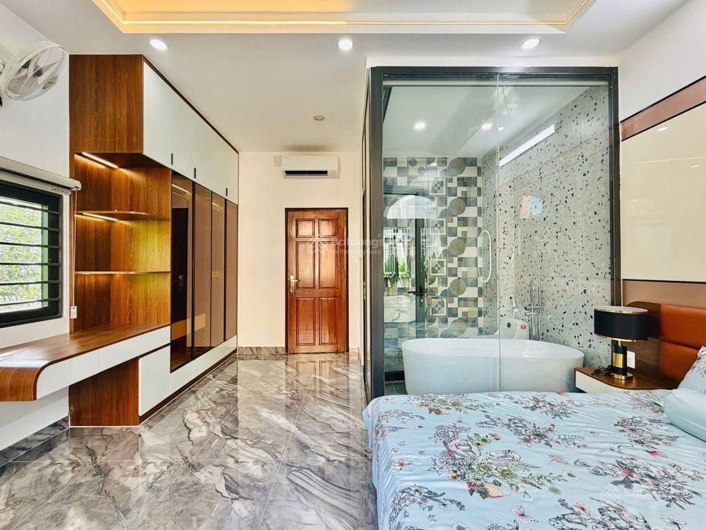 Bán nhà lũy bán bích  85m2  4 tầng  nội thất cao cấp  hẻm nhựa 8m  ngang 5m  giá chỉ 10,5 tỷ